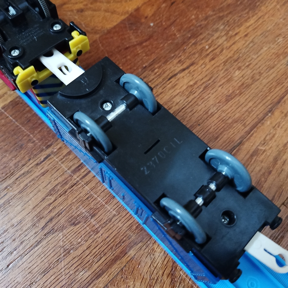 Thomas and Friends Trackmaster Salty - Picture 9 of 10